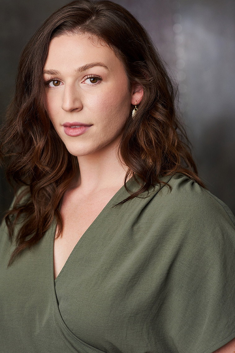 Dominique Stango as Abby in The Bench