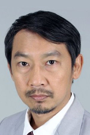 ศรชัย ฉัตรวิริยะชัย as Danuphol in The Interns