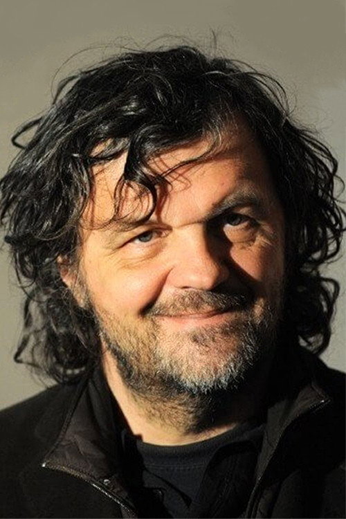 Emir Kusturica as Démosthène in Nicostratos the Pelican