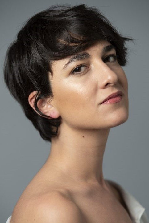 Stéphanie Magnin as Doctor Linares in Advantages of Travelling by Train