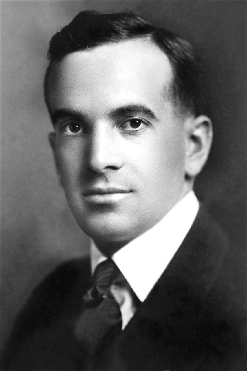 Al Jolson as Al Fuller in The King's Avatar