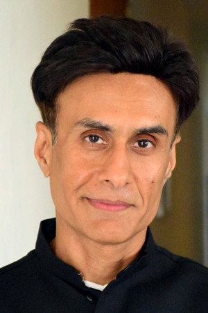 Arif Zakaria as General Bakhtiyar Farouqi in Qubool Hai 2.0