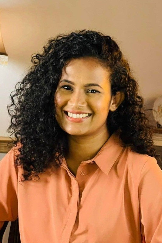 Nadeepa Ranasinghe as Devayani in Kadira Divyaraja