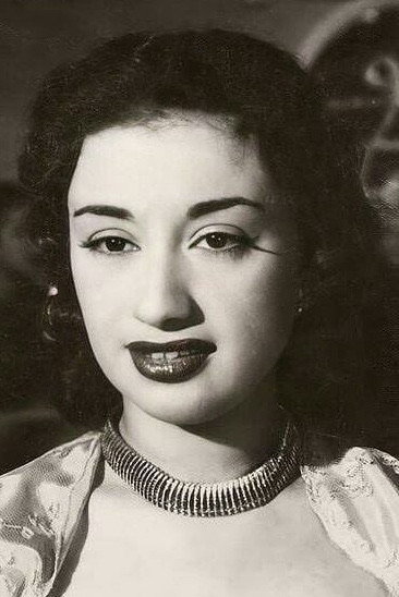 Najah Salam as أحلام زوجة بهجت in Fortune is a Promise
