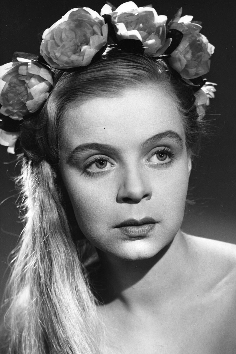 Aino-Maija Tikkanen as Kirsti Lahti - nykyaika in Mother of Mine