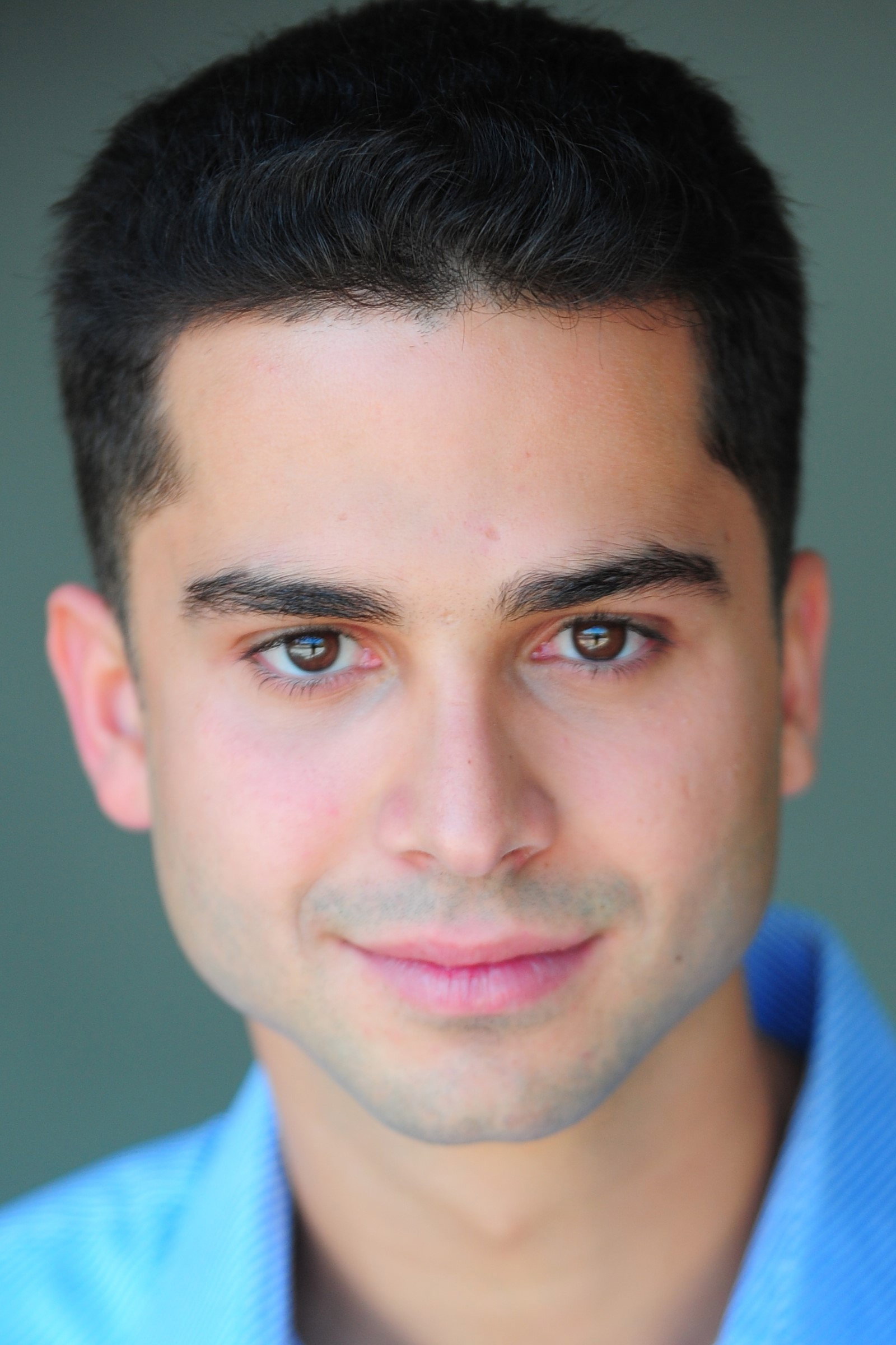 Louie Torrellas as Andy Grassi in Appland