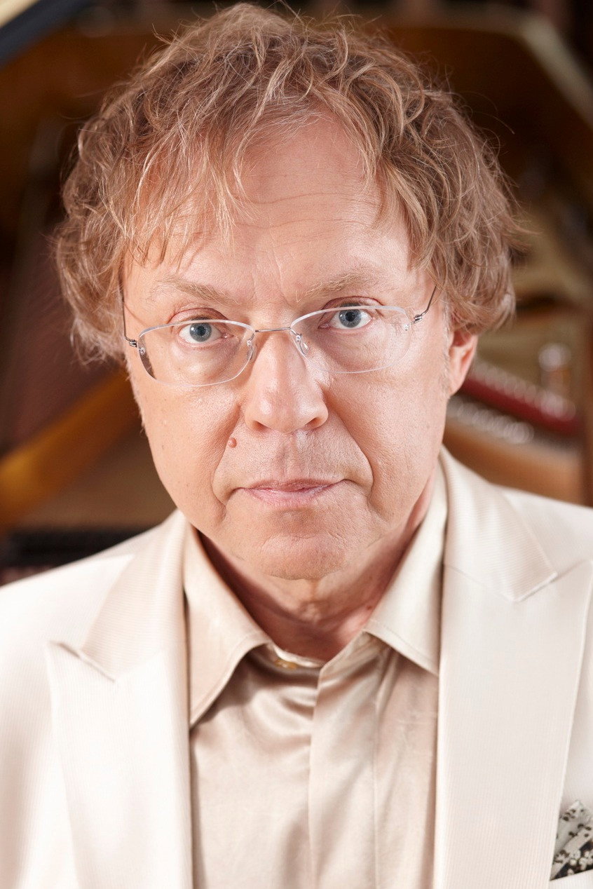 Rein Rannap as Self in Estonian Soil and Estonian Ruja