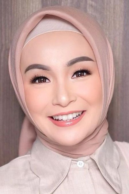 Soraya Larasati as Linda in Tumbal Jailangkung