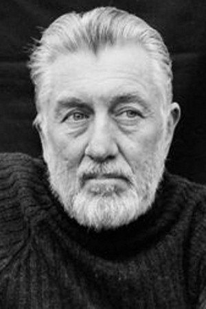 Peter Boom as Targovich in Leo e Beo
