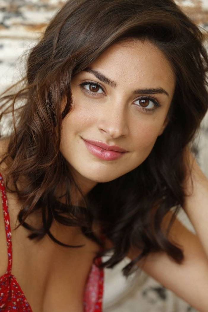 Andriana Manfredi as Coleen in Bikini Model Academy