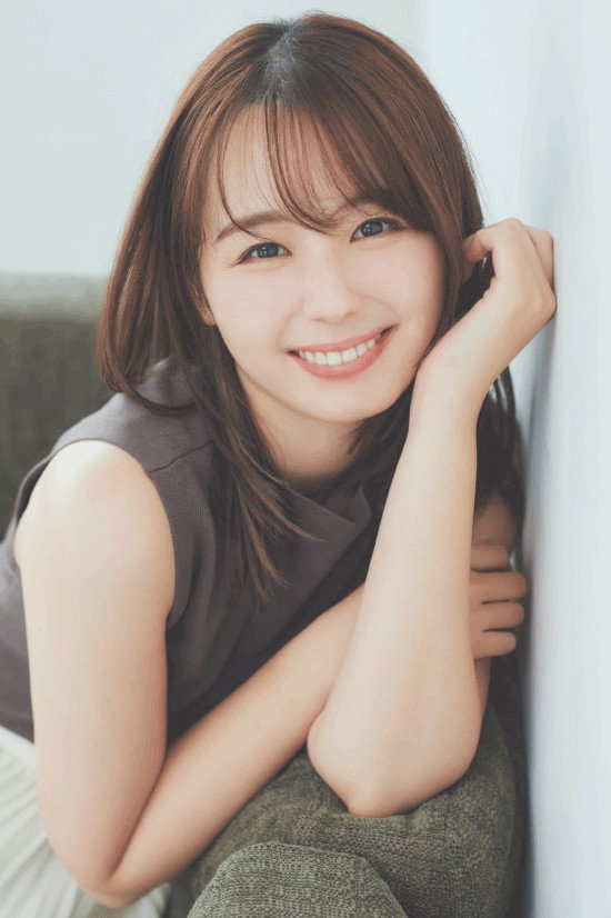 小池里奈 as Luna Tsukino / Sailor Luna in Pretty Guardian Sailor Moon