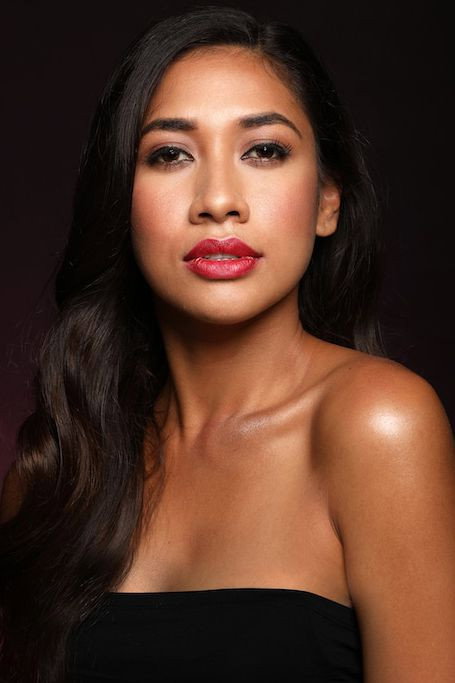 Teuira Shanti Napa as Chiefess Kapiolani in The Islands