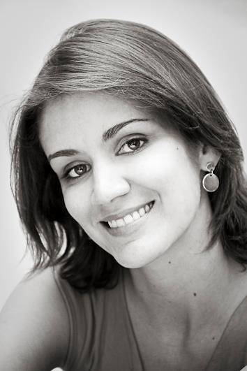 Mariza Junqueira as Professora in Doppelgänger