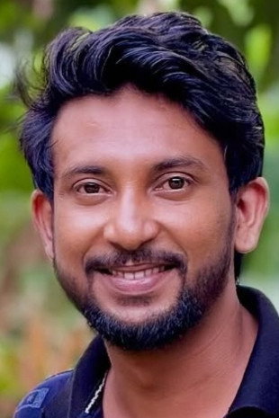 Kusal Maduranga as Manjitha in Paata Kurullo