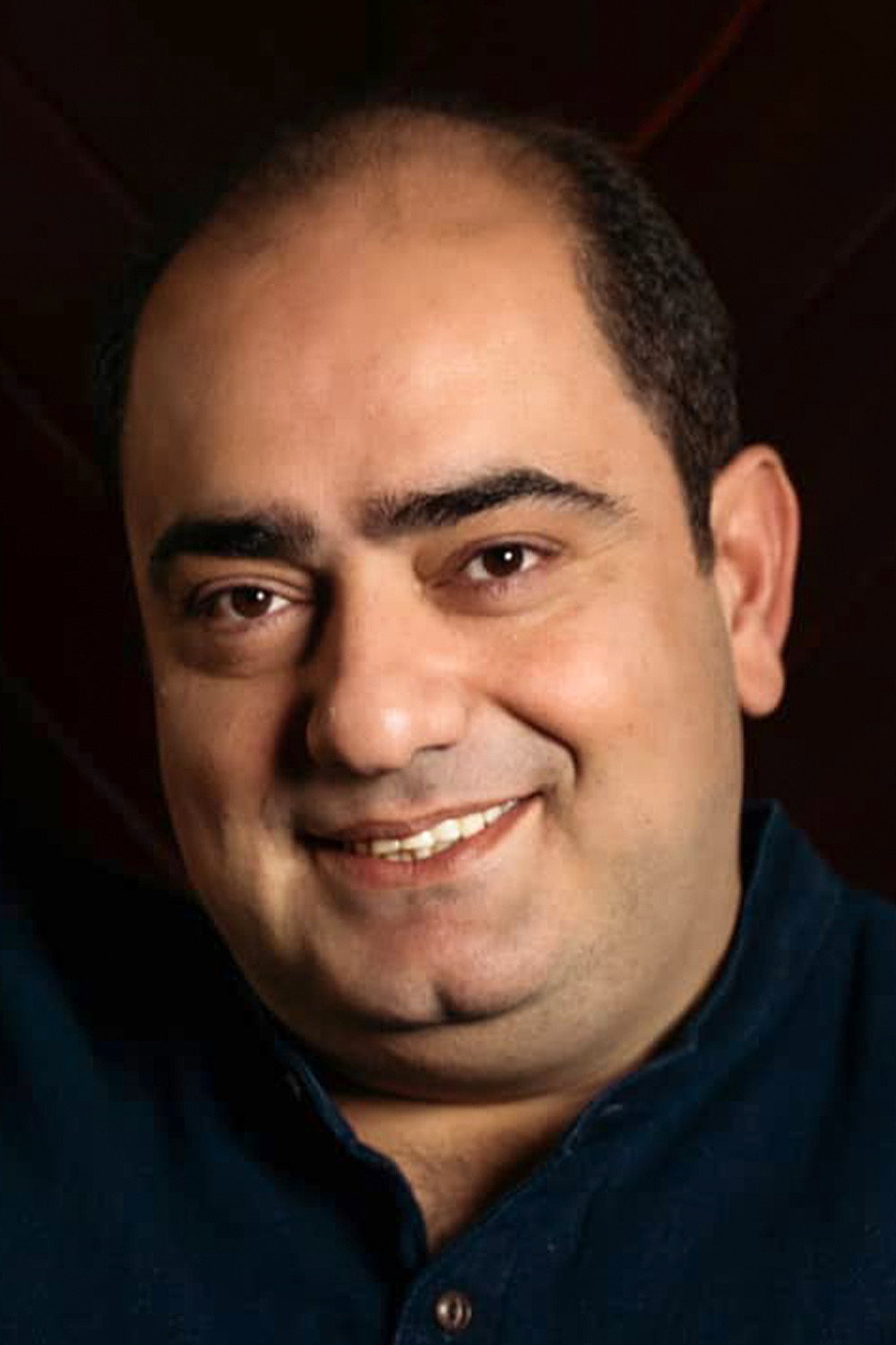 Özer Atik as Minik in Arkadaşım Hoşgeldin