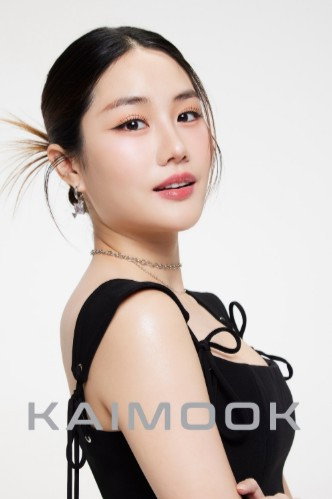 Pearlrada Ngamrungsiri as Mimi in Club Friday Hot Love Issue: Secret of Dating Apps