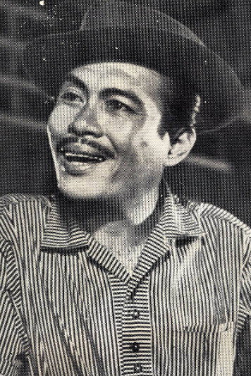Sompol Kongsuwan as Kamnan in Mae Nak Phra Khanong