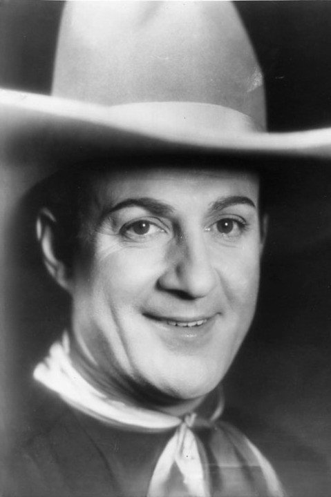 Jack Perrin as Jack Rankin in Desert Justice