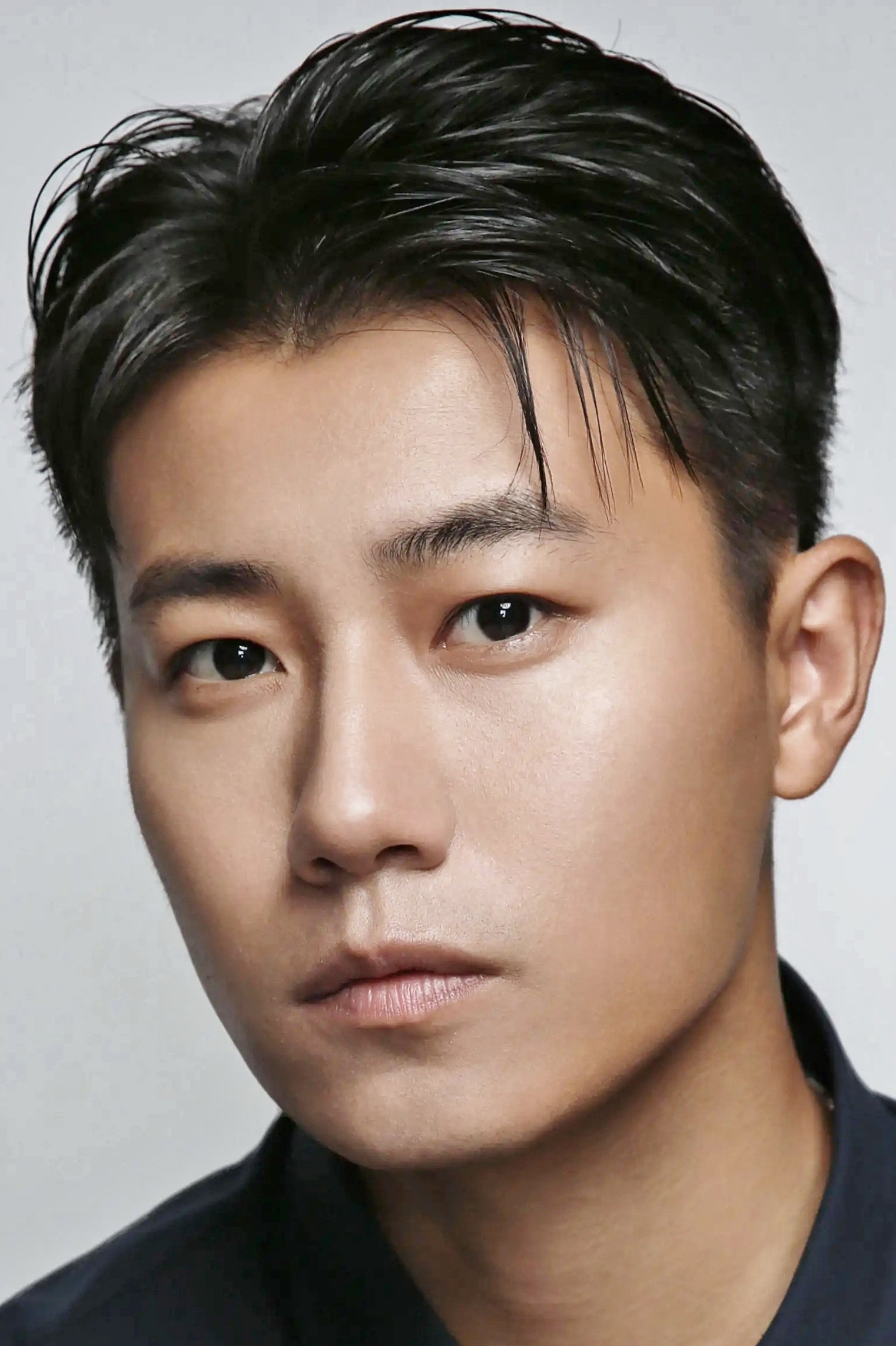 Pan Xingyuan as Xingyuan Pan in A Vegetarian Life