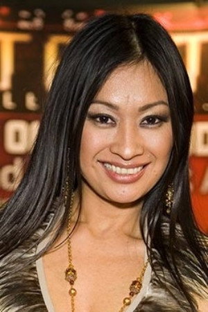 Syren as China in Naked Players