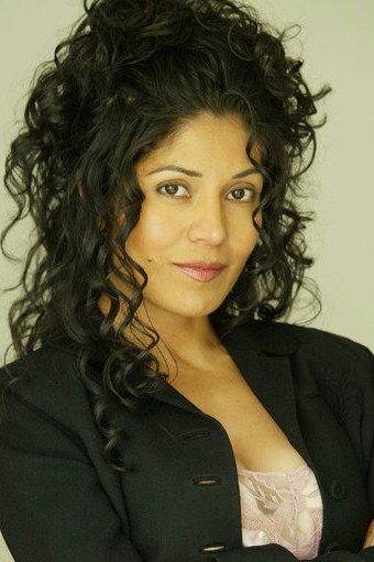 Doralicia as Francesca in Hollywood Familia