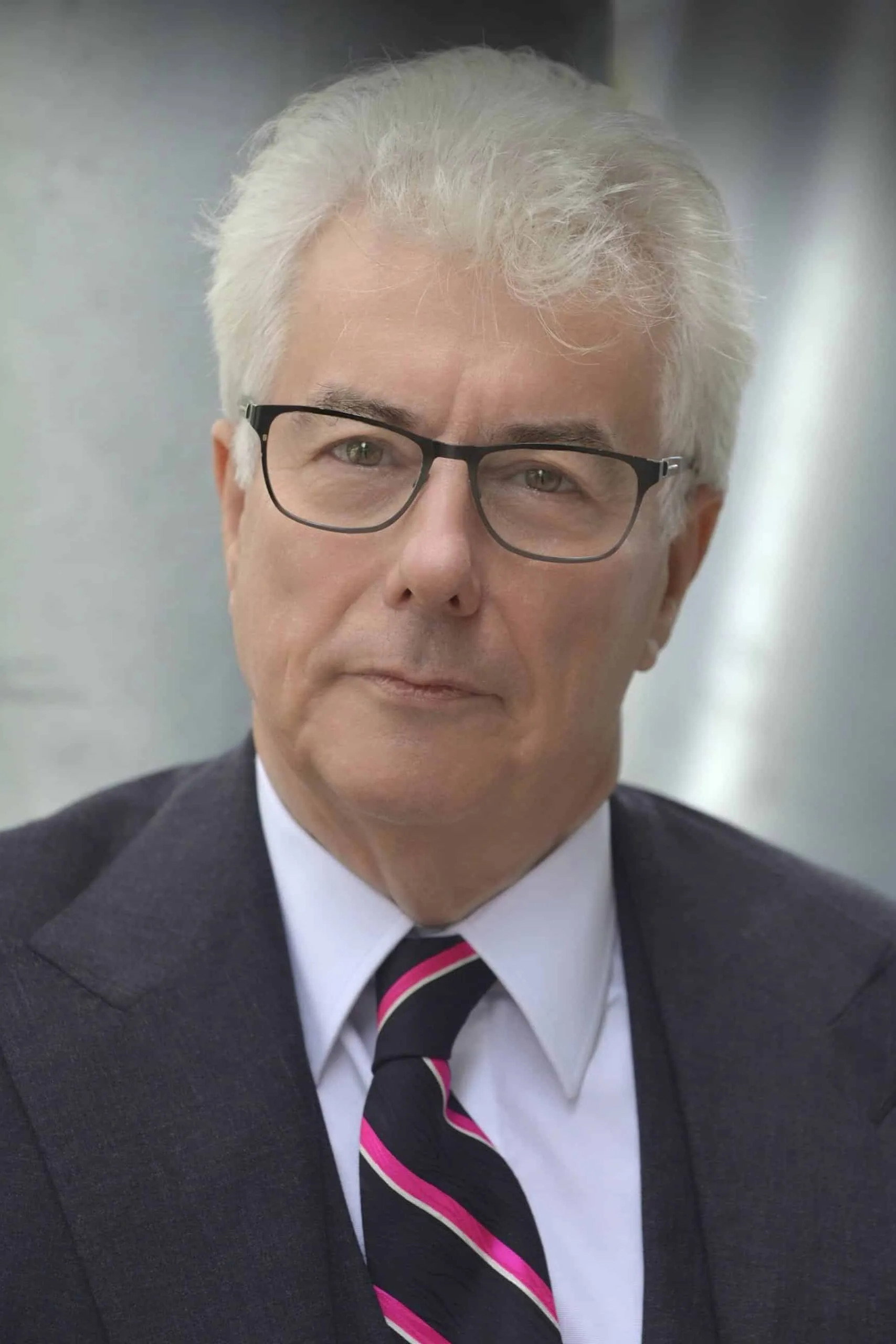 Ken Follett as Self in A Night at the Movies: The Suspenseful World of Thrillers