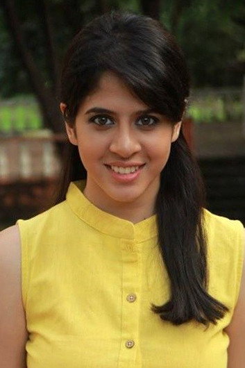 Tanvi Hegde as Fruity and Tooty in Son Pari
