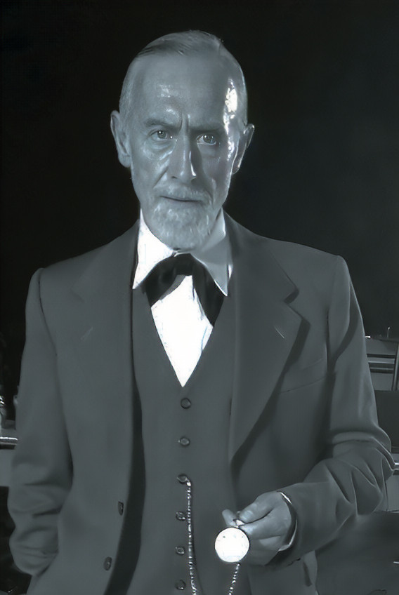 Anton Trendafilov as Yosille in The Offering