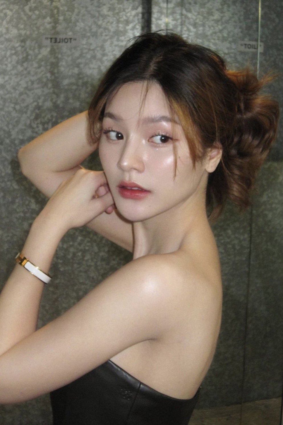 Raweephan Siriwattana as May in The Tenant