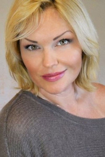 Heather Ashley Chase as Herself in Derren Brown: Pushed to the Edge