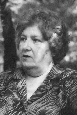 Nadya Todorova as Mimi Sedlarova in Dangerous Charm