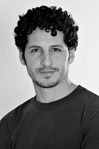 Cristian Mercado as Rodrigo in Cielo