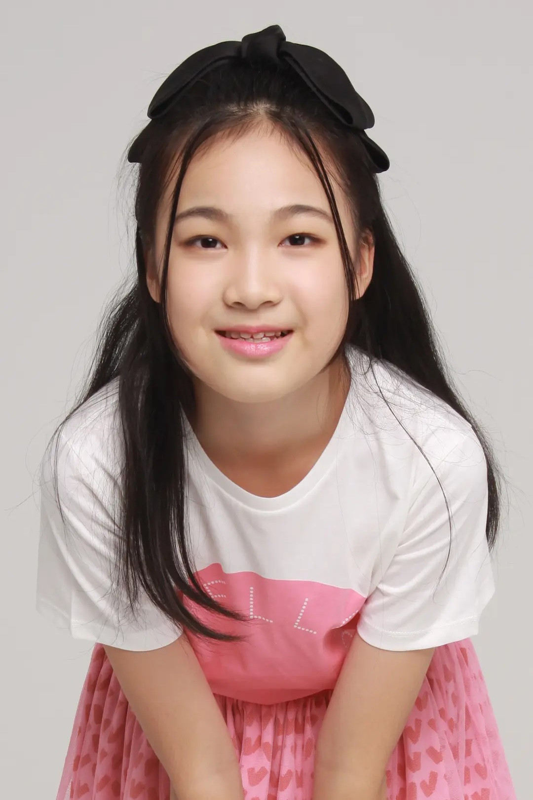 Shuyao Yu as Li Jianan in Schoolyard Sleuth