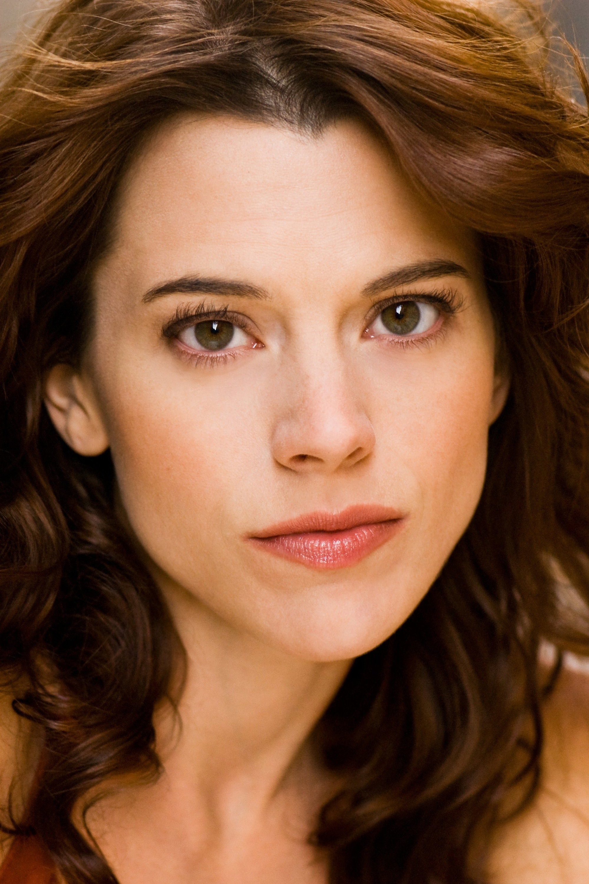 Elizabeth Roberts as Sara in World's End