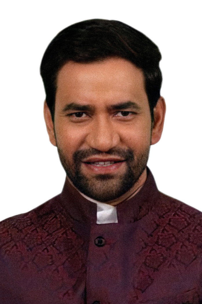 Dinesh Lal Yadav Nirahua as Bacchu Shukla in Bhabiji Ghar Par Hain! Fun on the Run