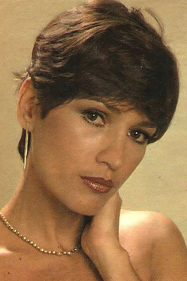 Natália do Vale as Marília Braga in Transas e Caretas