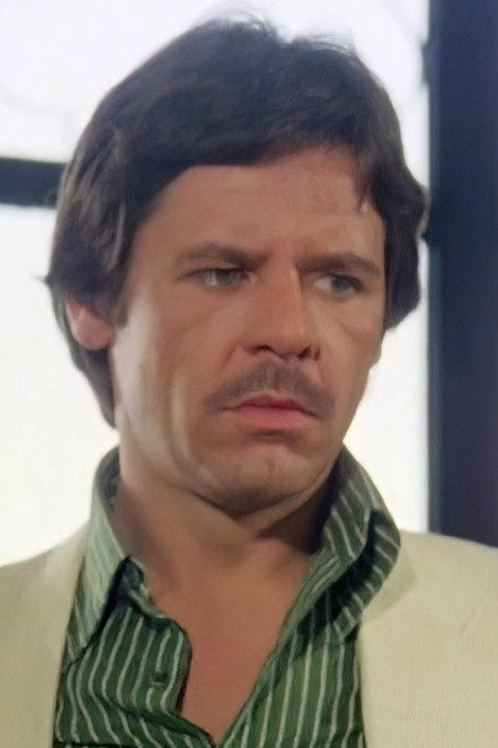 Giancarlo Zanetti as vice commissario Prizzi in The Warning