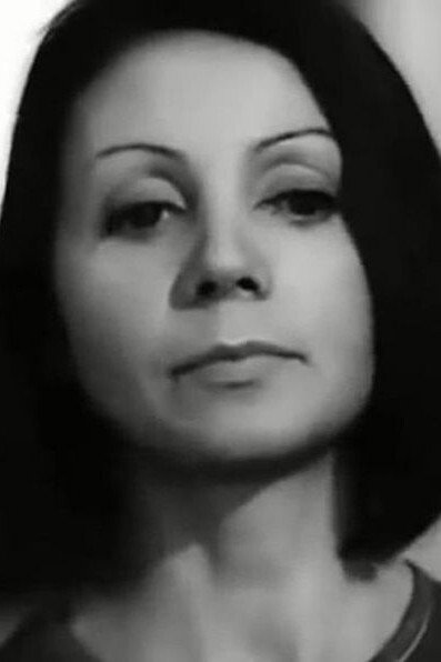 Marta Ławińska as Dr. Teresa in Teraz i w każdą godzinę