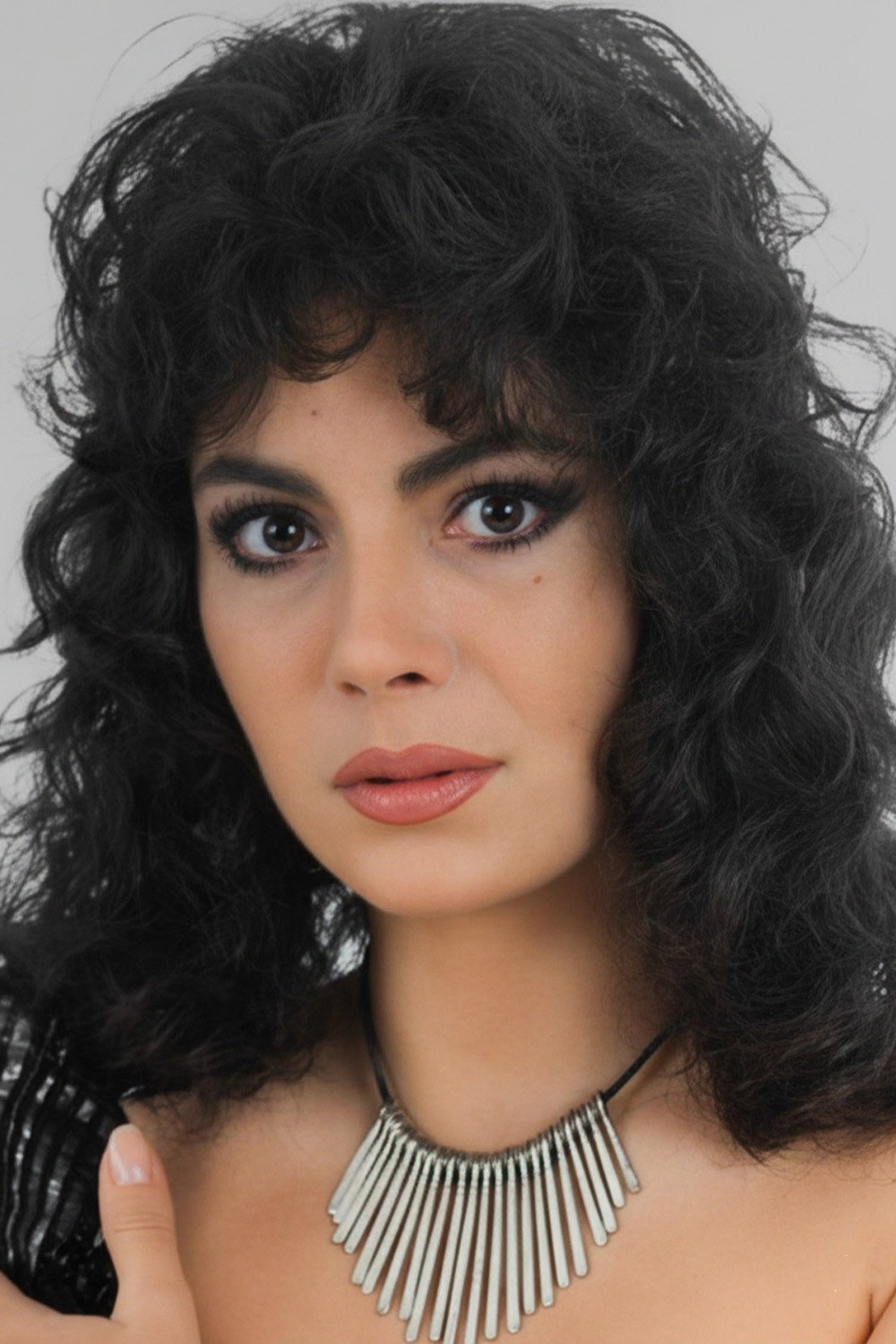 Nilgün Akçaoğlu as Sevda in Naked Citizen