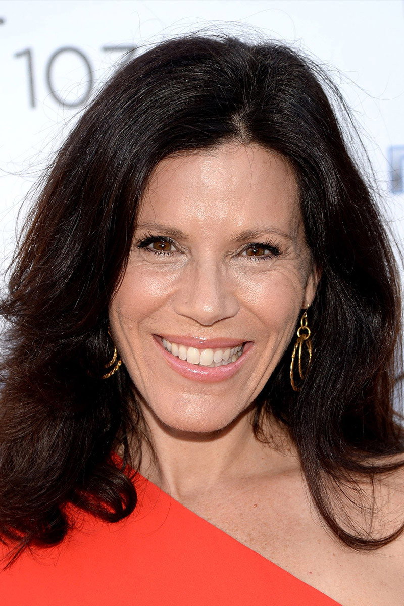 Tricia Leigh Fisher as Ella Jean Jones in Saving Grace B. Jones