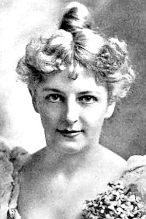 Lillian Lawrence as Lady Blount in Stella Maris