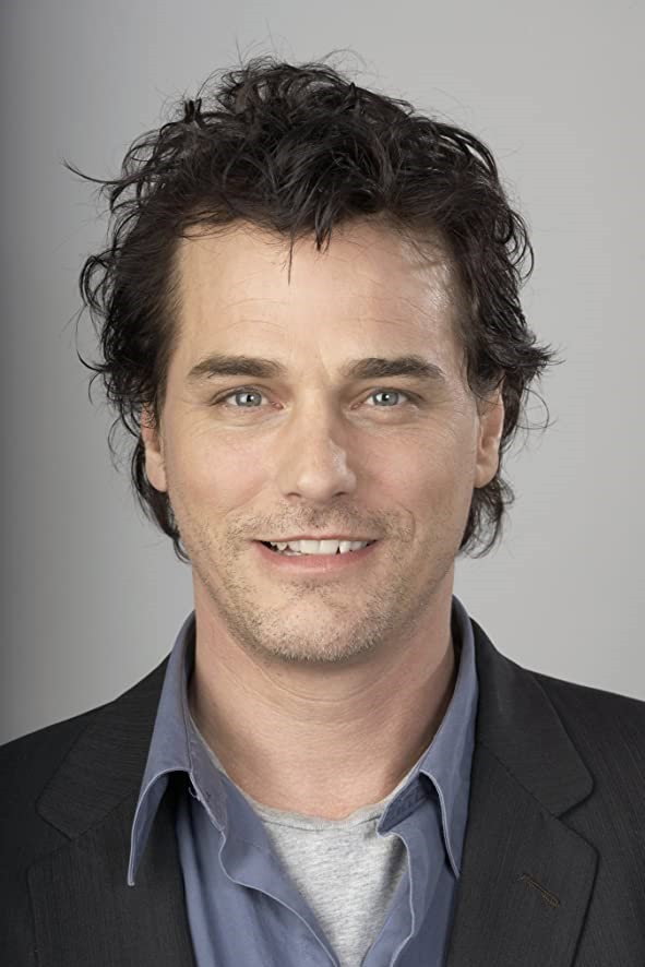 Paul Gross as Roy Patterson in Caught