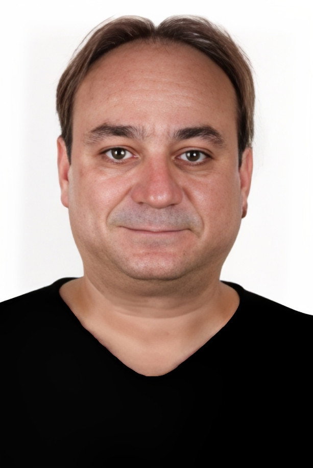Zafer Kırşan as Resepsiyonist in September