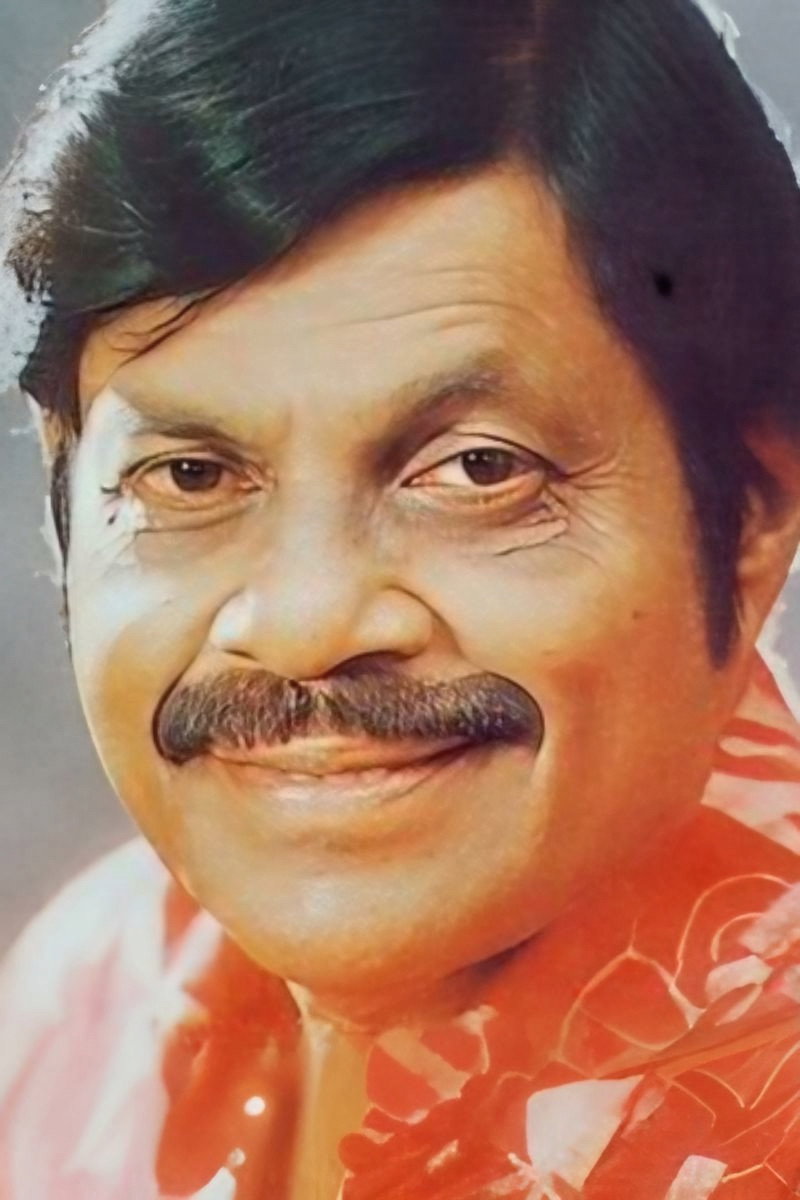 Nawanandana Wijesinghe as Witness in Between Two Worlds