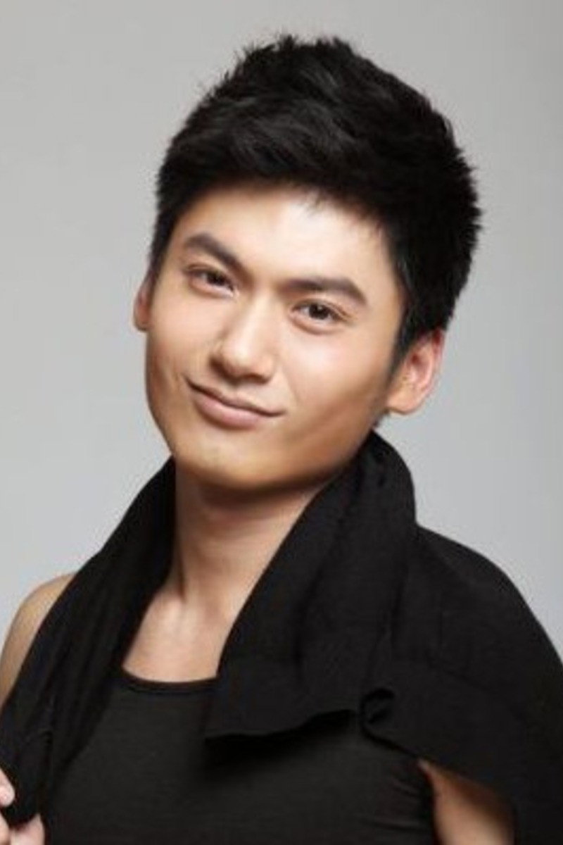Wang Huilai as Fu Sheng in Taoist Master