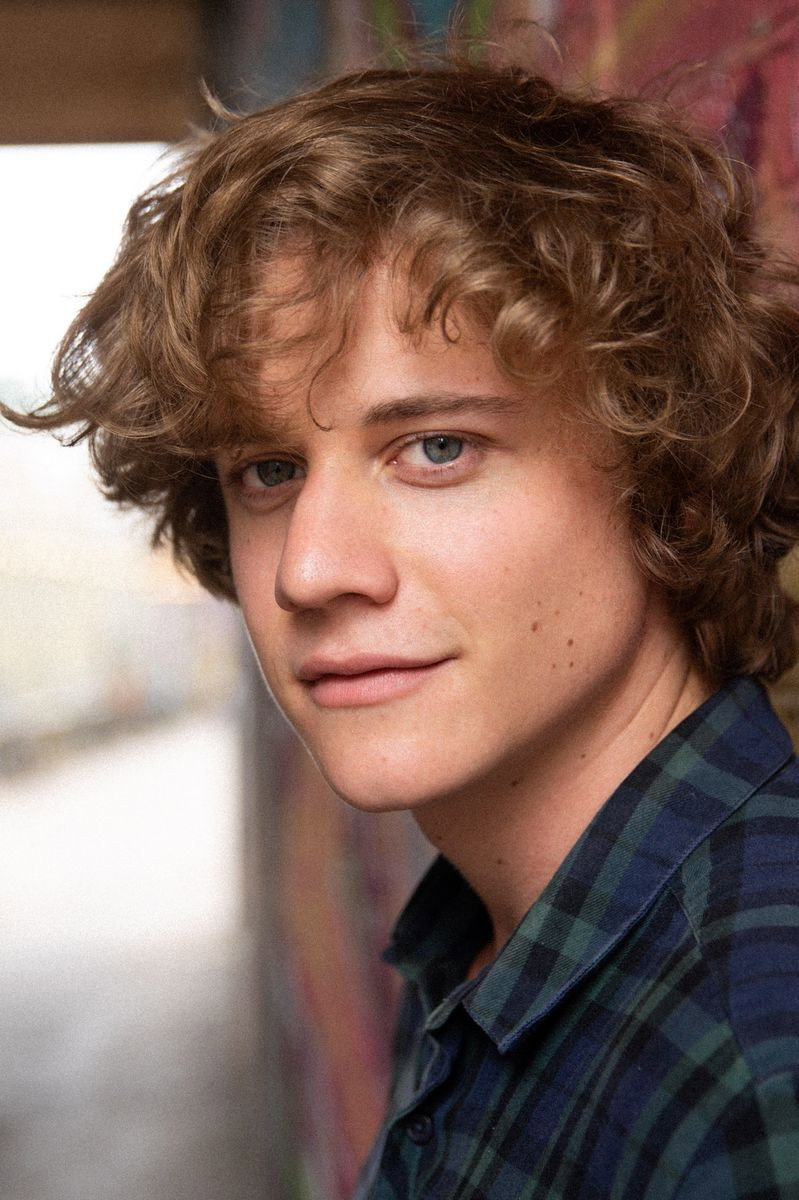 Basil Eidenbenz as Lenny Brandt in The Athena