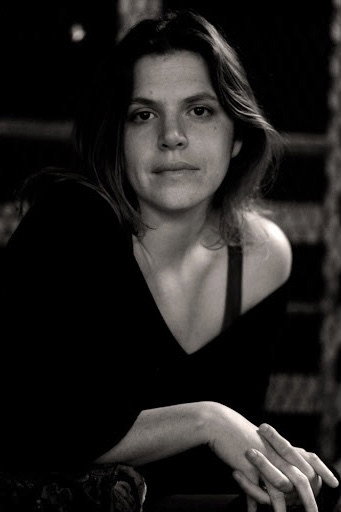 Maïa Sandoz as La psychologue in Love According to Dalva