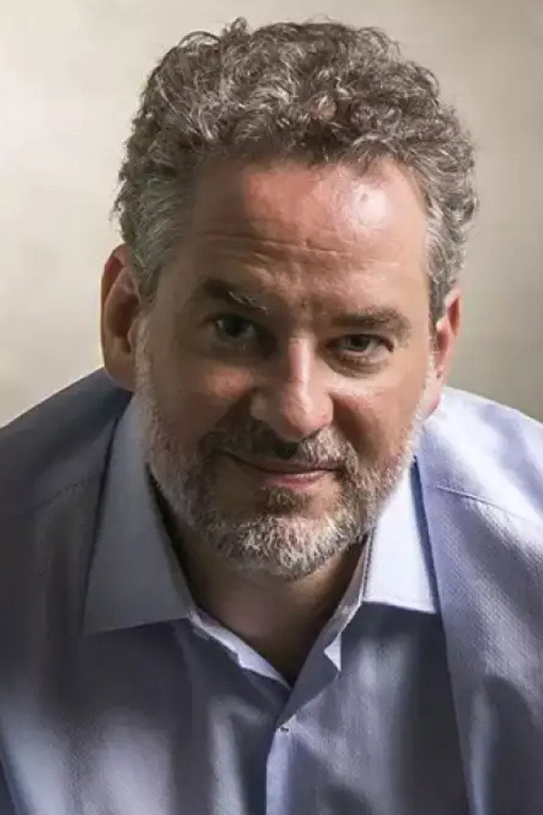 Dan Stulbach as Ricardo Silva in Sound & Fury