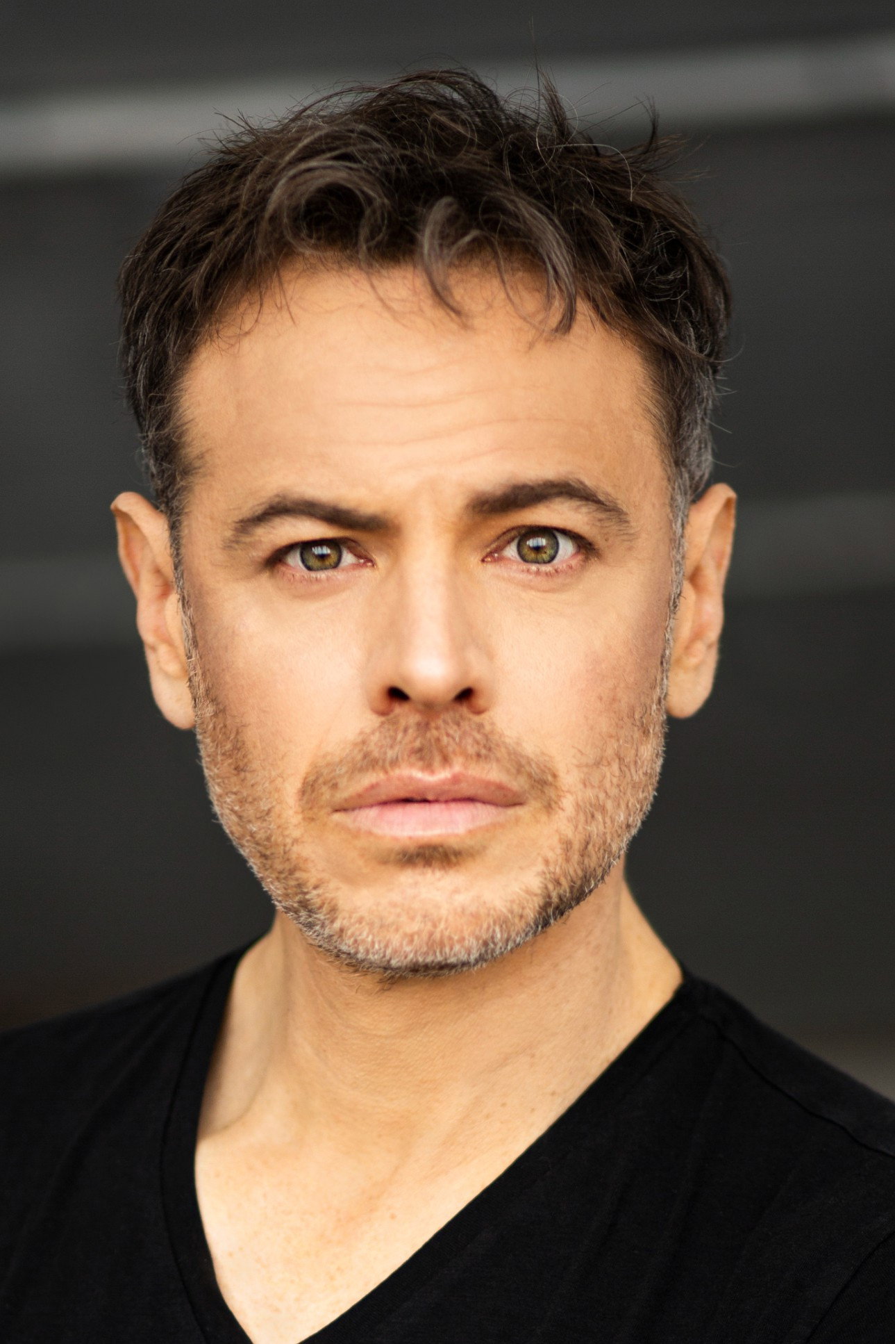Dominic Lorange as L'Ouragan in Marée noire