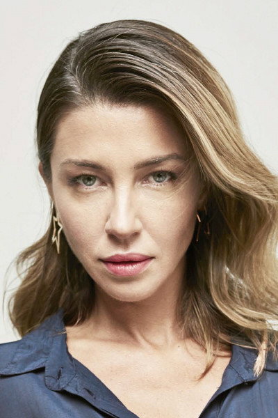 Francisca Merino as Florencia Risopatrón in Hippie